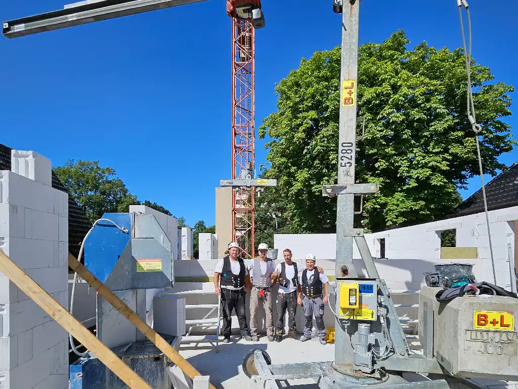 Rohbau Reihenhausanlage HH-Schenefeld